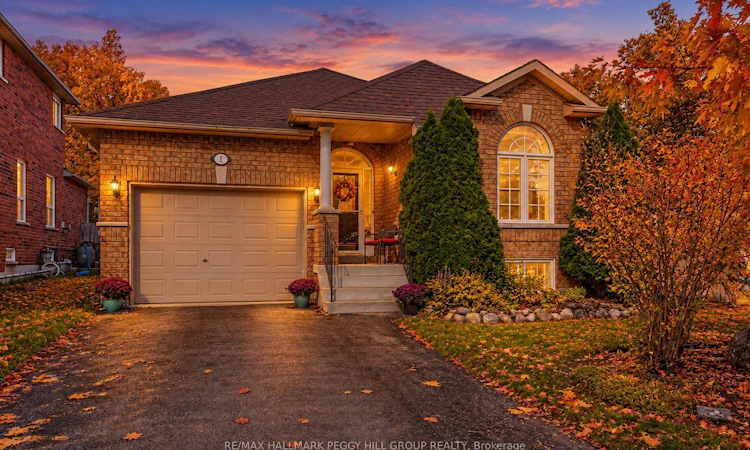 1 Valley View Court