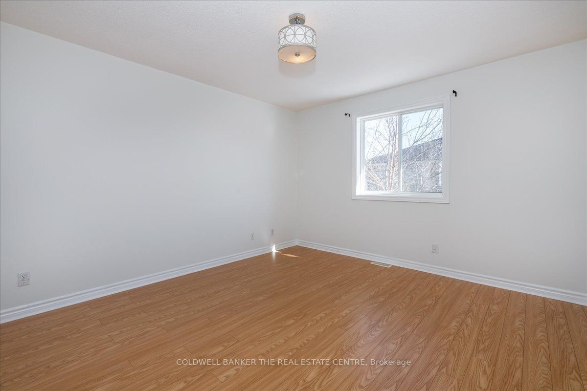 Main Flr-229 Sproule Drive, Barrie, ON, L4N 0P4 - 11