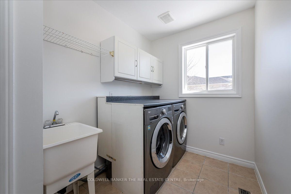Main Flr-229 Sproule Drive, Barrie, ON, L4N 0P4 - 18