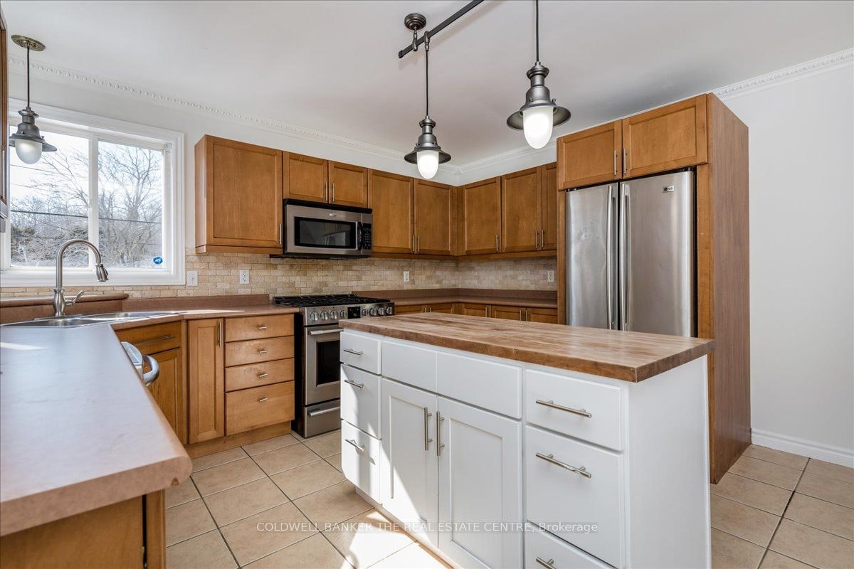 Main Flr-229 Sproule Drive, Barrie, ON, L4N 0P4 - 10