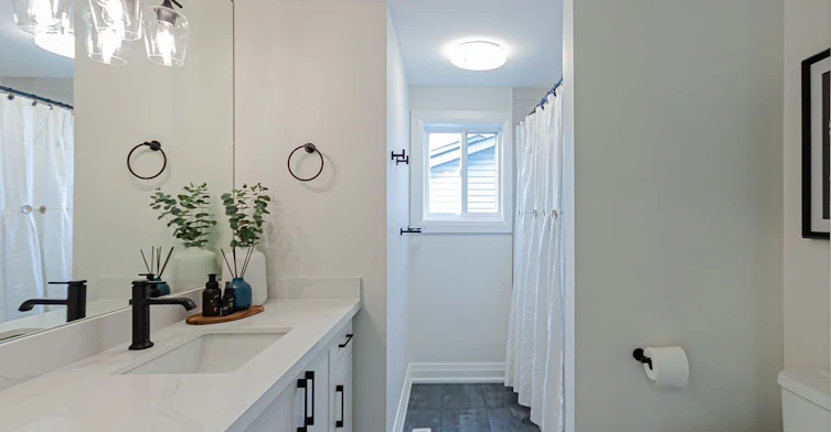 5 Selkirk Crescent, Barrie, ON, L4N 8G2 - 7