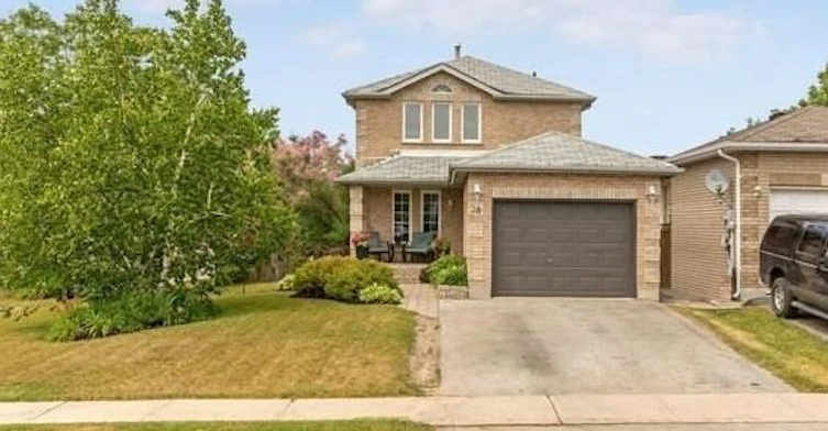 38 Lucas Avenue, Barrie, ON, L4N 9M7 - 2
