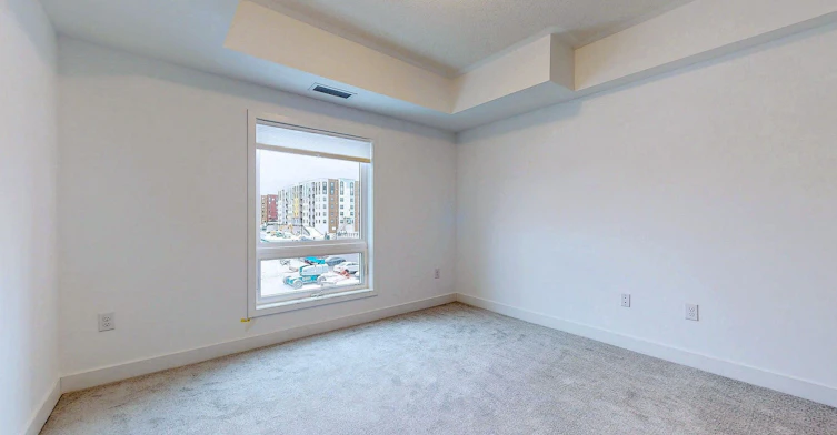 207-4 Spice Way, Barrie, ON, L9J 0M2 - 16