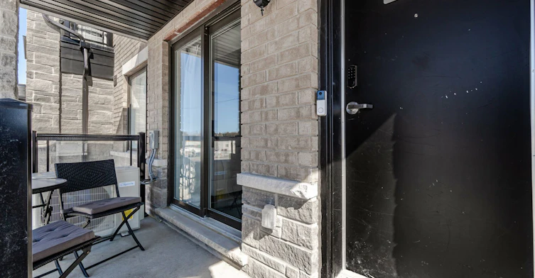 44 Magnolia Lane, Barrie, ON, L9J 0N9 - 2
