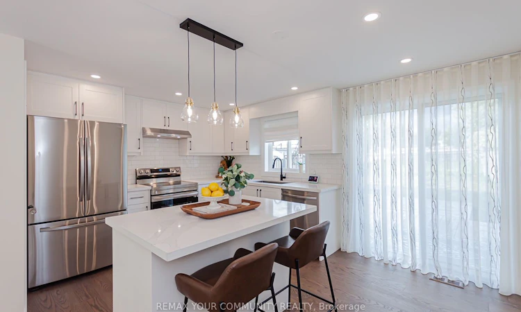 5 Selkirk Crescent