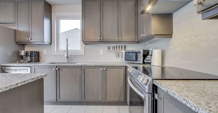 RENT 26 Oakmont Avenue, Oro-Medonte, ON, L0L 2L0 - 11