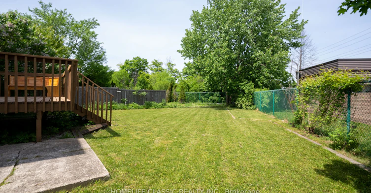 32 Rosenfeld Drive, Barrie, ON, L4M 5X2 - 38