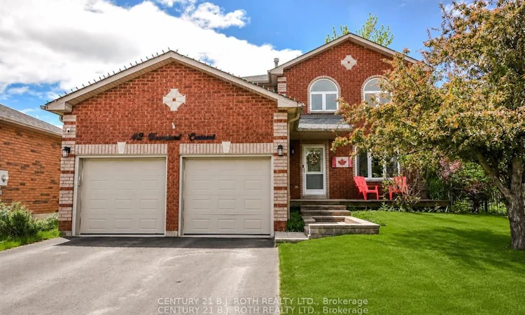 42 Farmstead Crescent