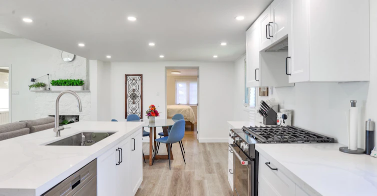 3568 Amilia Drive W, Ramara, ON, L0K 1B0 - 5