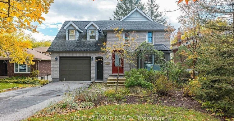 133 Letitia Street, Barrie, ON, L4N 1P4