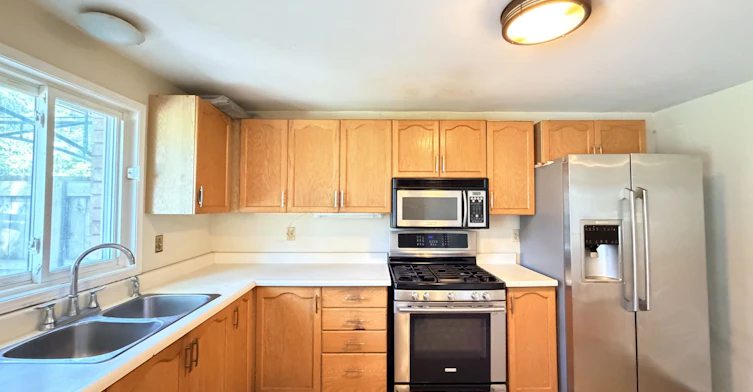 Upper-29 Irwin Drive, Barrie, ON, L4N 7A6 - 6
