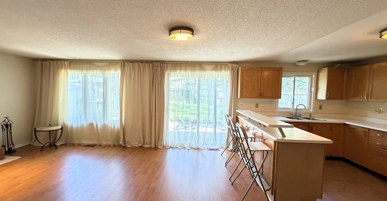 Upper-29 Irwin Drive, Barrie, ON, L4N 7A6 - 8