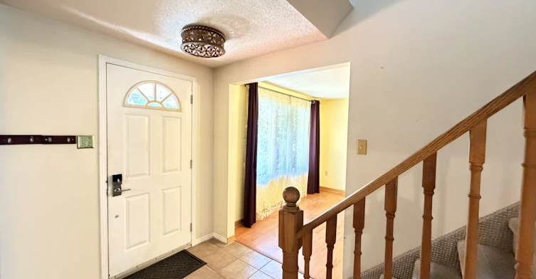 Upper-29 Irwin Drive, Barrie, ON, L4N 7A6 - 2