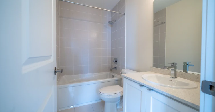 13 Bru Lor Lane, Orillia, ON, L3V 8P4 - 8