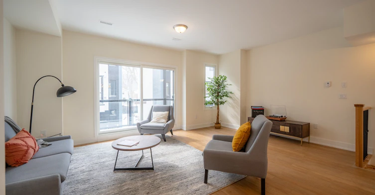 13 Bru Lor Lane, Orillia, ON, L3V 8P4 - 3