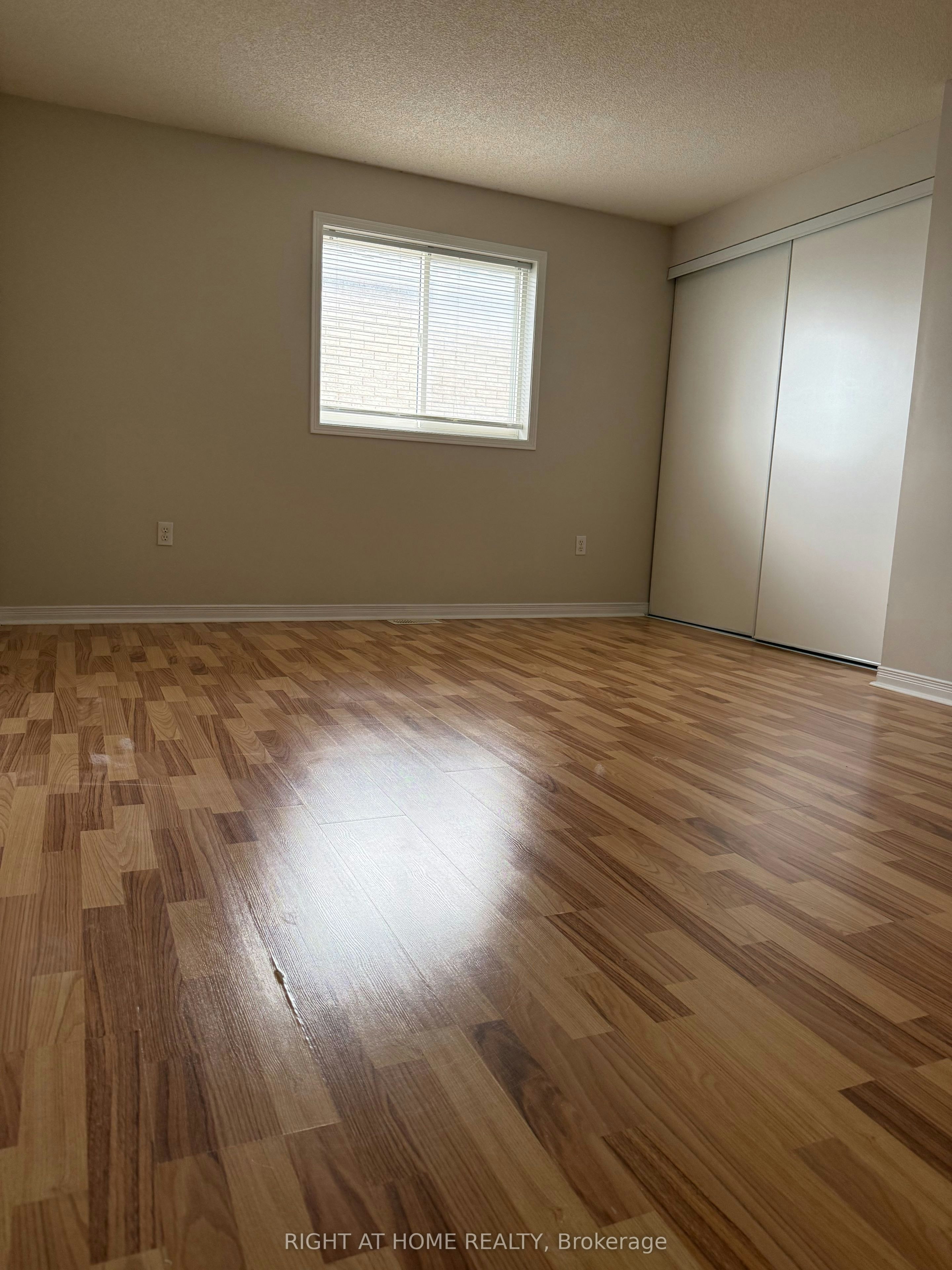 Upper-229 Dunsmore Lane, Barrie, ON, L4M 7A3 - 10