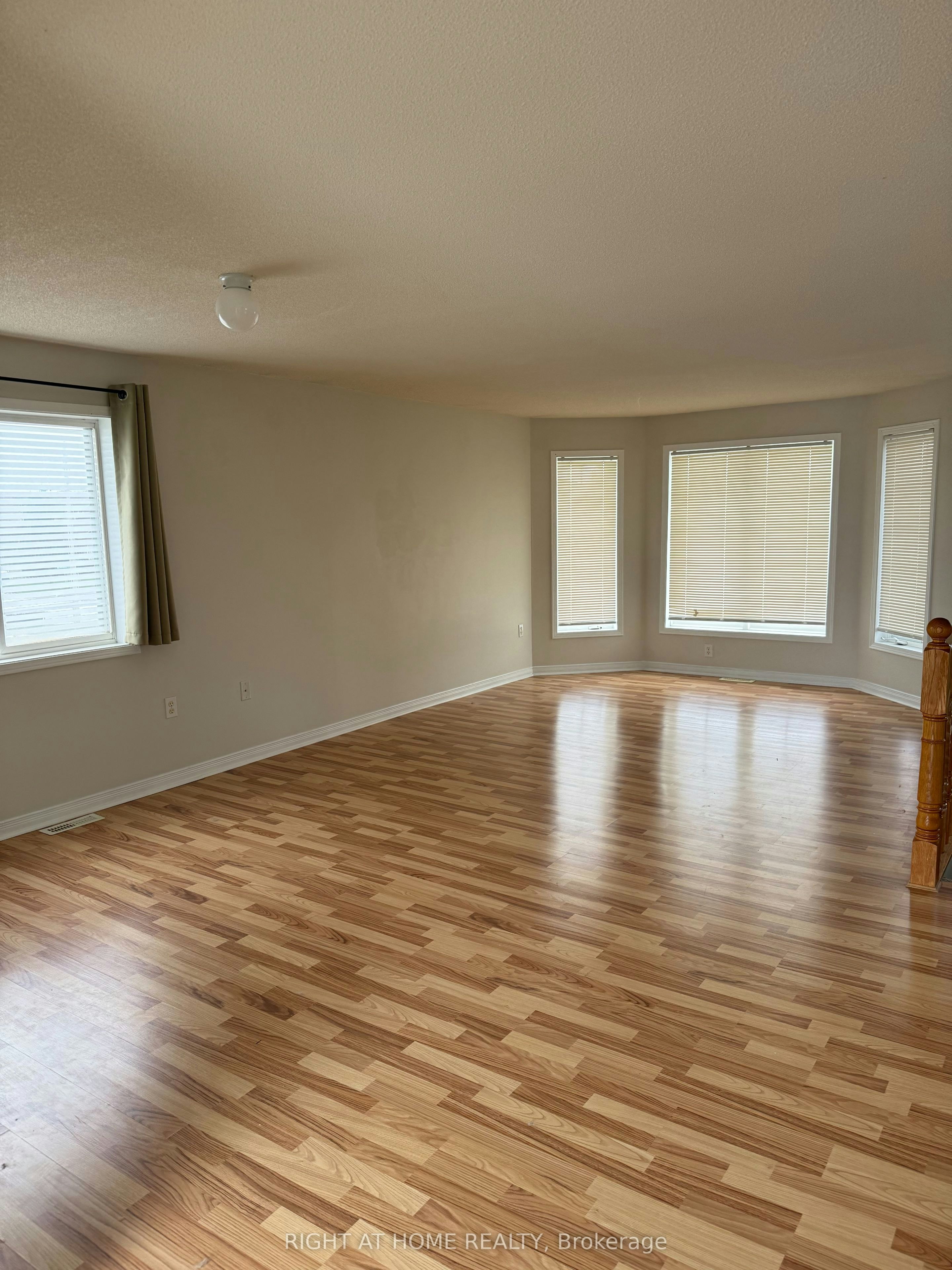 Upper-229 Dunsmore Lane, Barrie, ON, L4M 7A3 - 5