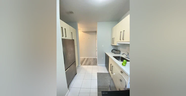 B-13 Gaskin Court N, Barrie, ON, L4N 6K2 - 4