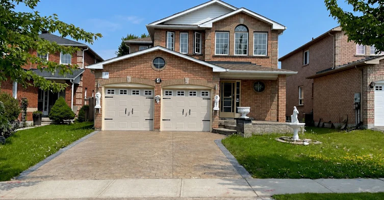 4 Catherine Drive, Barrie, ON, L4N 0Y7