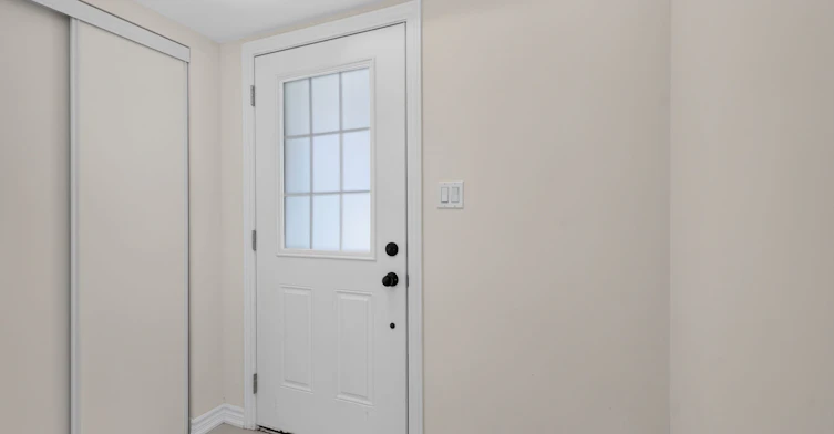 9 Silo Mews, Barrie, ON, L9J 0V4 - 4
