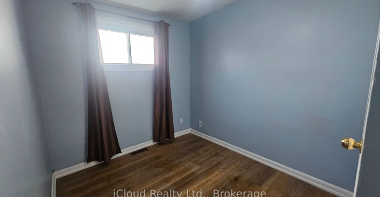 241 John Street, Orillia, ON, L3V 3H8 - 4