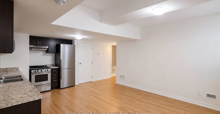 1-44 Bannister Road, Barrie, ON, L9S 2Z8 - 4