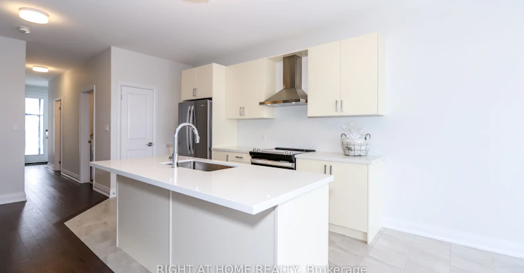 18 Periwinkle Road, Springwater, ON, L9X 2E2 - 10