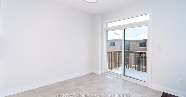 18 Periwinkle Road, Springwater, ON, L9X 2E2 - 11