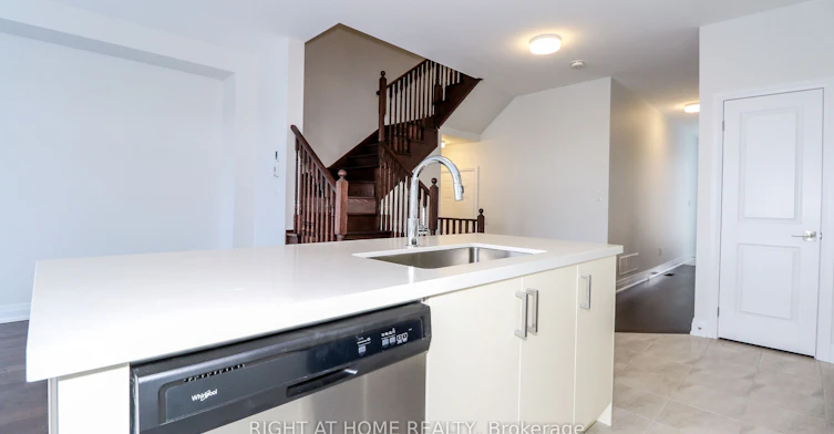 18 Periwinkle Road, Springwater, ON, L9X 2E2 - 16