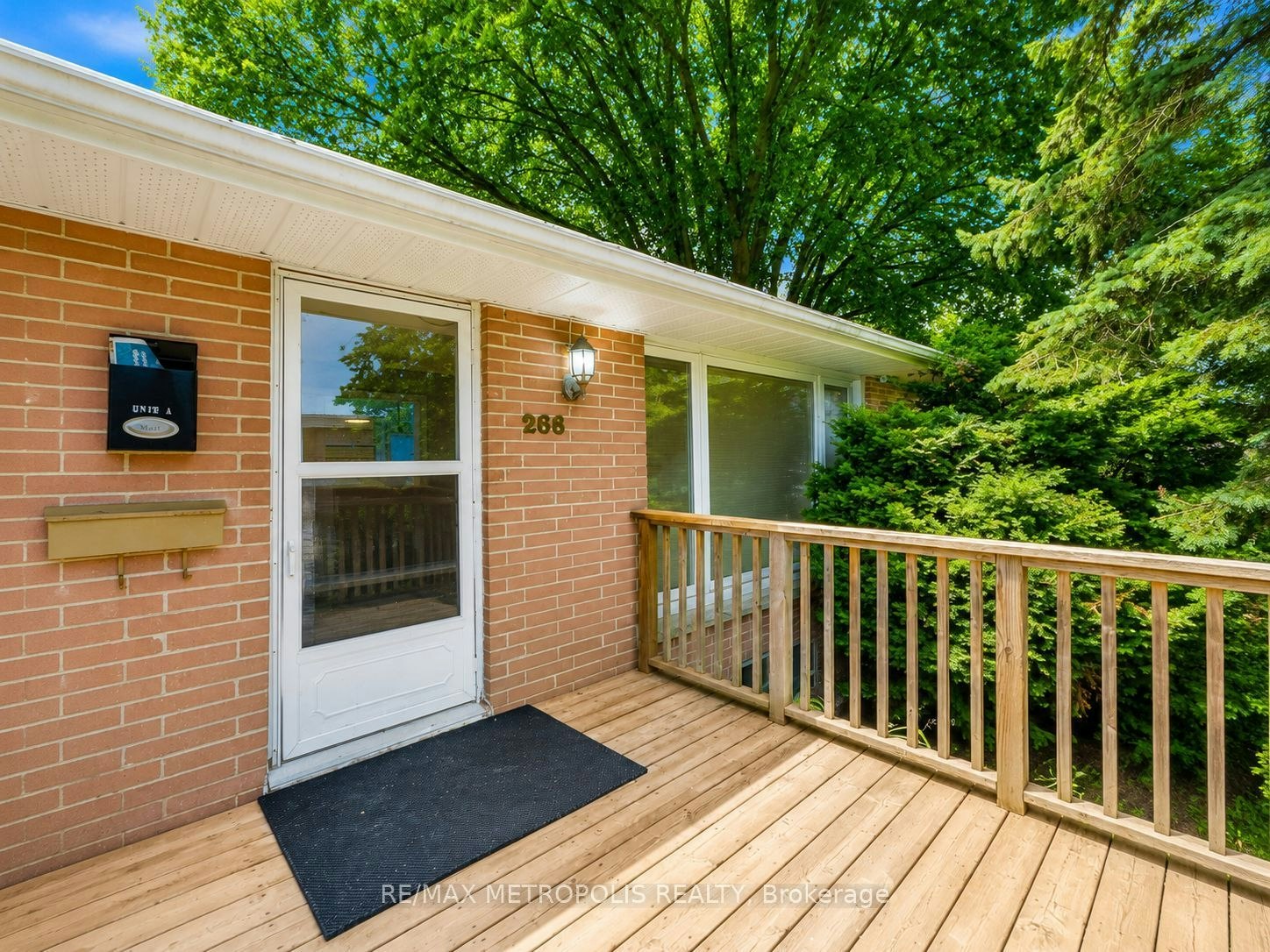 MAIN-266 Napier Street, Barrie, ON, L4M 1X9 - 17