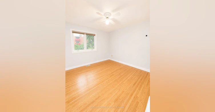 MAIN-266 Napier Street, Barrie, ON, L4M 1X9 - 9