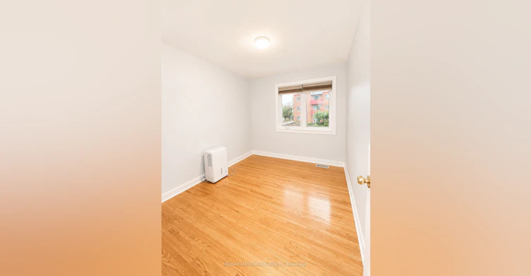 MAIN-266 Napier Street, Barrie, ON, L4M 1X9 - 12