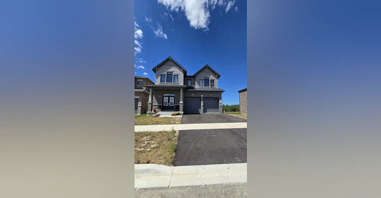 148 Thicketwood Avenue, Barrie, ON, L9J 0W8 - 2