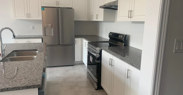 136 Thicketwood Avenue, Barrie, ON, L9J 0W8 - 17