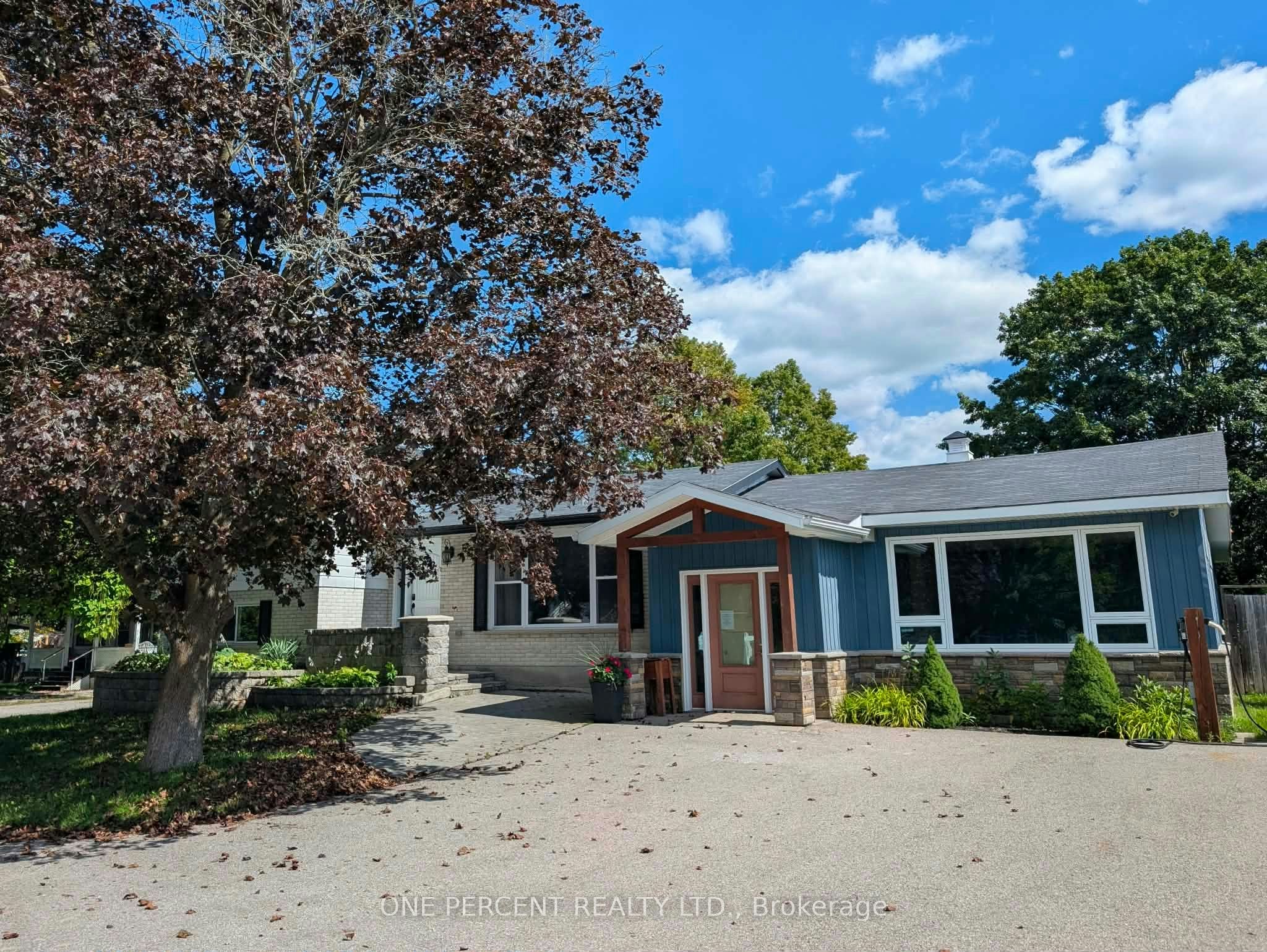 23 Finlay Mill Road, Springwater, ON, L9X 0N9