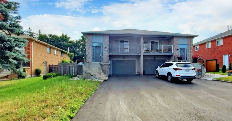 Lower-17 Porritt Street, Barrie, ON, L4N 6Y5