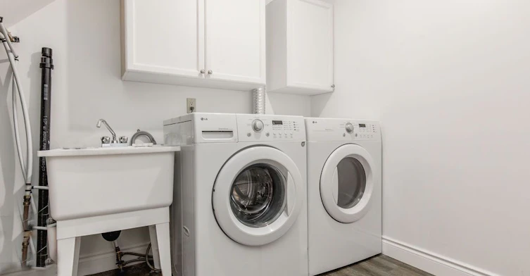 Lower Level-243 Wellington Street E, Barrie, ON, L4M 2E4 - 5