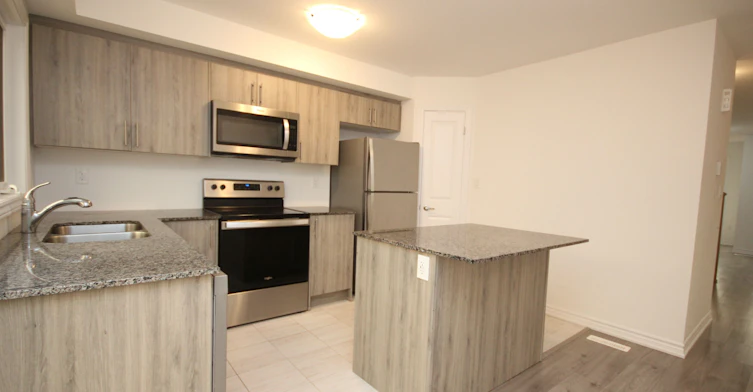 30 Wagon Lane, Barrie, ON, L9J 0V1 - 13