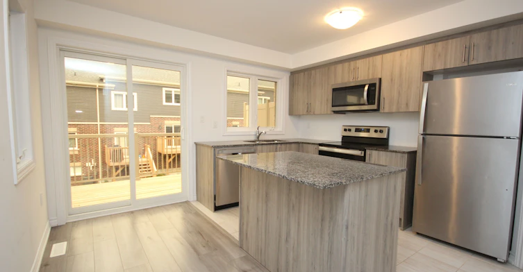 30 Wagon Lane, Barrie, ON, L9J 0V1 - 12