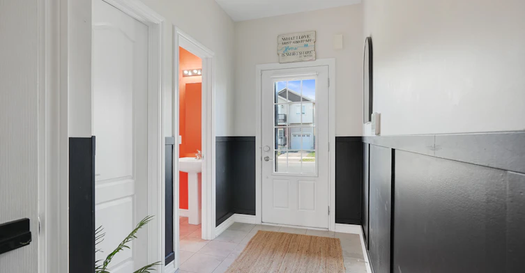 17 Olympic Gate, Barrie, ON, L9J 0H9 - 4