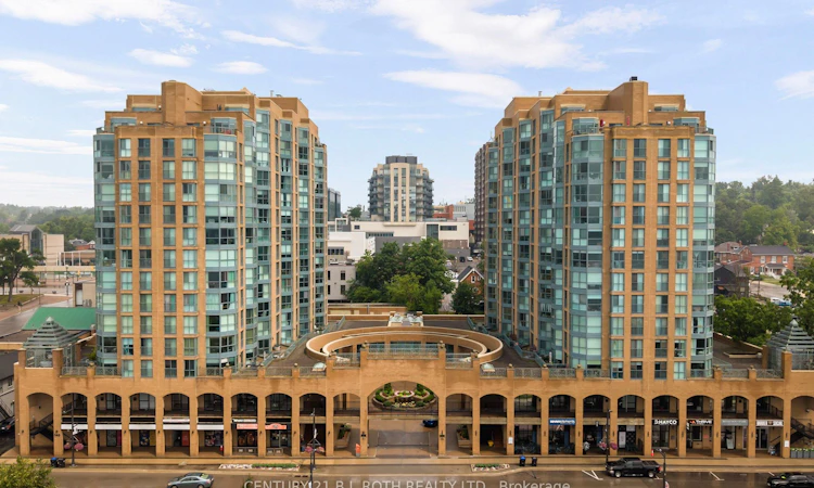 911-150 Dunlop Street E