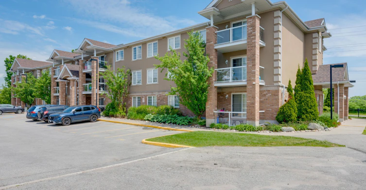 15-137 Sydenham Wells Drive, Barrie, ON, L4M 0G7 - 2
