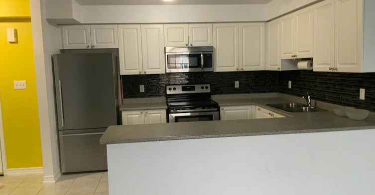 29-137 Sydenham Wells N/A N, Barrie, ON, L4M 0G7 - 5