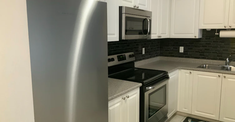 29-137 Sydenham Wells N/A N, Barrie, ON, L4M 0G7 - 6