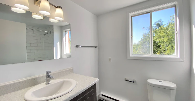 302-170 Grove Street E, Barrie, ON, L4M 2P7 - 12