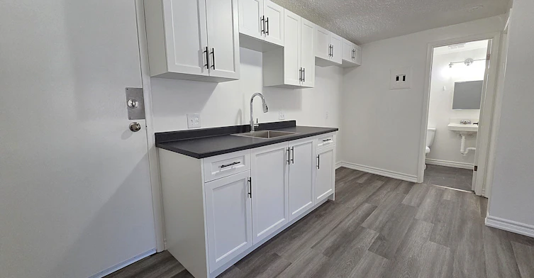 4-58 Queen Street W, Springwater, ON, L0L 1P0 - 4