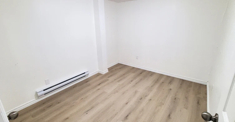 6-58 Queen Street W, Springwater, ON, L0L 1P0 - 4