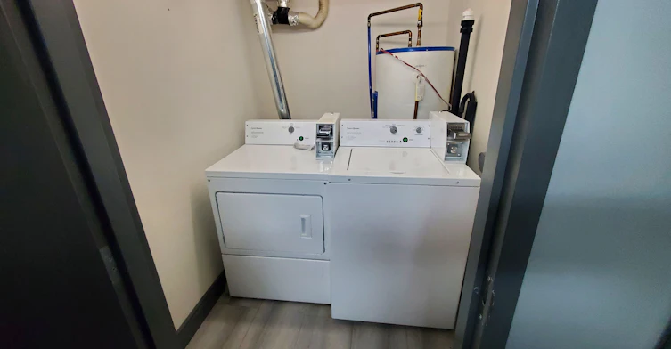 6-58 Queen Street W, Springwater, ON, L0L 1P0 - 9