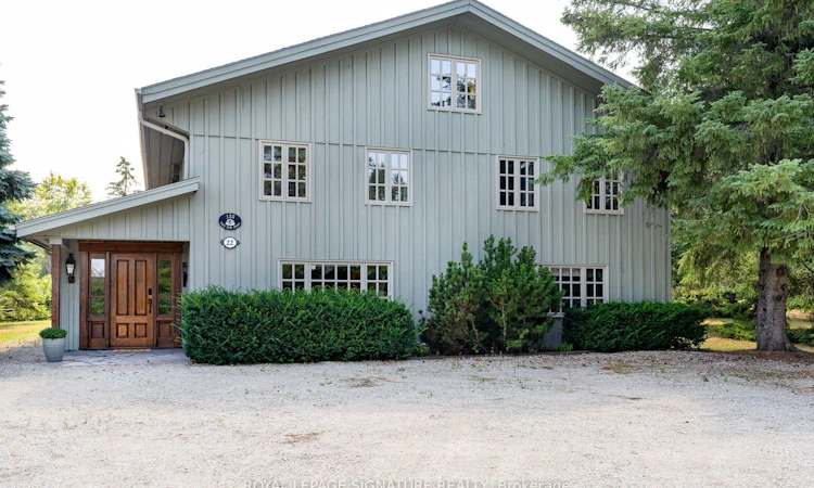 22 Newton Way