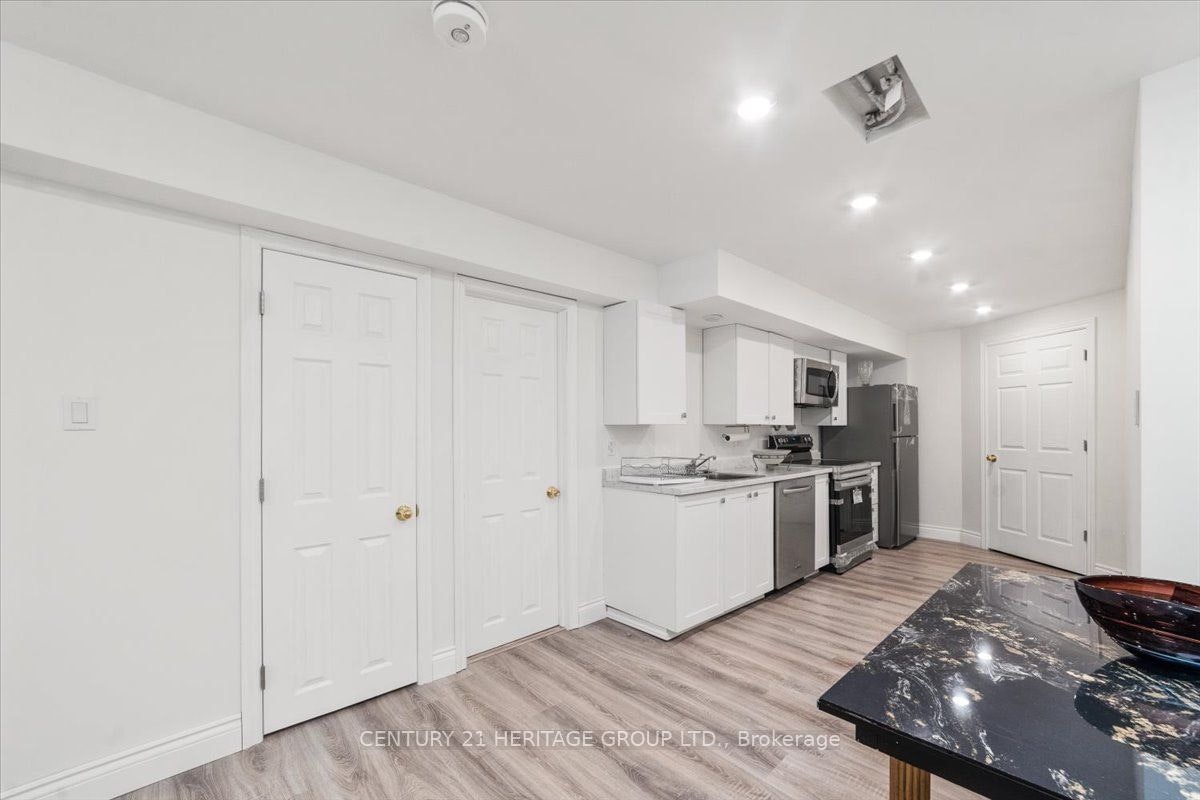 Bsmnt-47 Stollar Boulevard, Barrie, ON, L4M 6N3 - 13